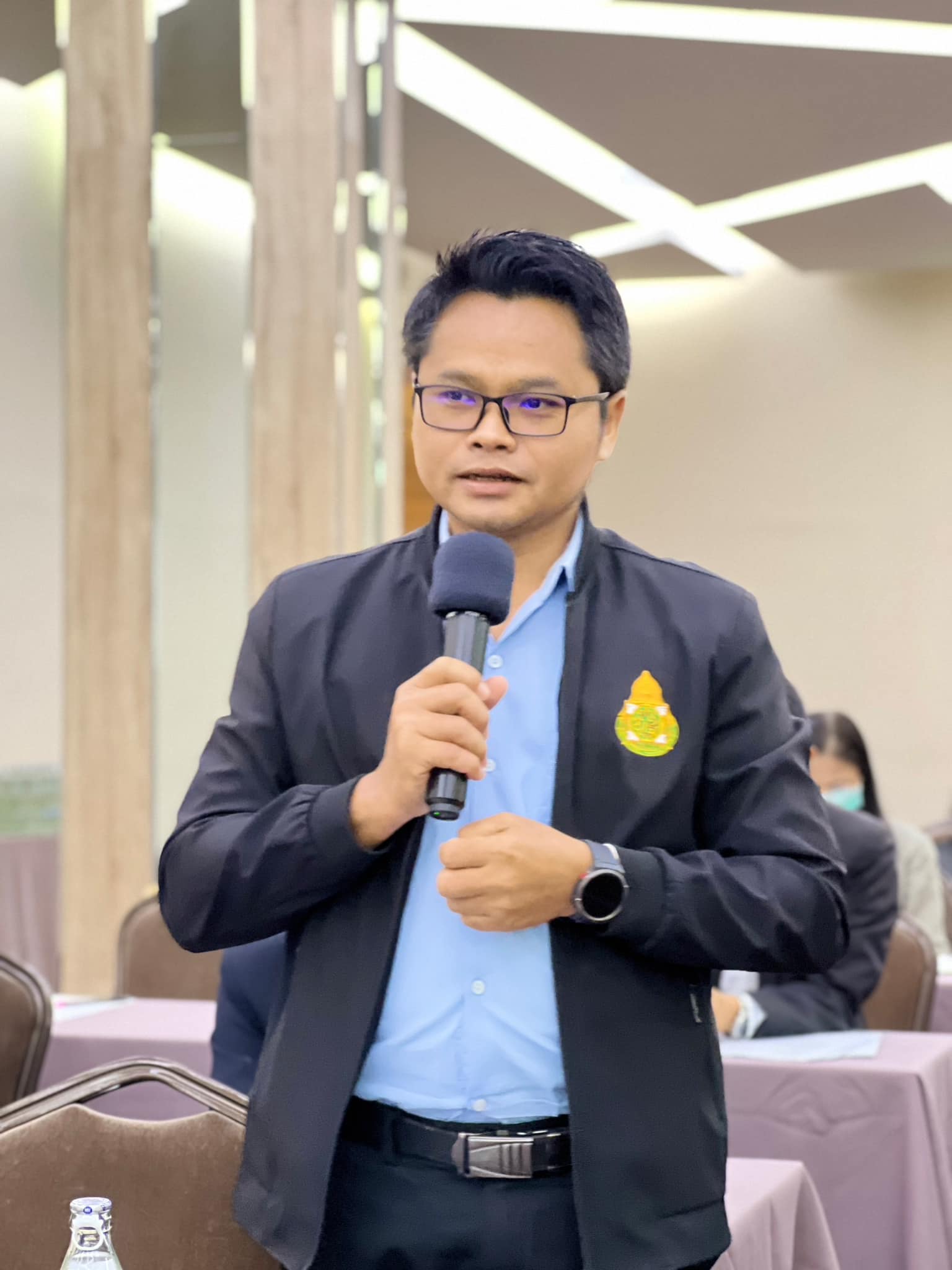 นายวิรัตน์  หาดคำ